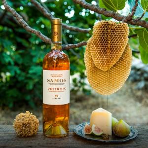 UWC Samos Samos Vin Doux | PDO Samos Sweet White Wine Muscat (2023) 750ml | U.W.C. Samos