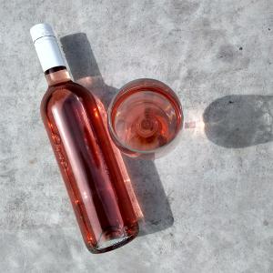 Terra Nera Ροζέ | ΠΓΕ Κυκλάδες Ξηρός Μανδηλαριά Ασύρτικο (2022) 750ml | Artemis Karamolegos Winery