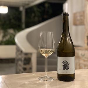 Καραμολέγκος Papas | ΠΟΠ  Σαντορίνη Λευκός Ξηρός Ασύρτικο (2020) 750ml | Artemis Karamolegos Winery
