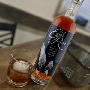 Eagle Rare Bourbon 10 Year Old 700ml | Kentucky Straight Bourbon Whiskey | Buffalo Trace Distillery